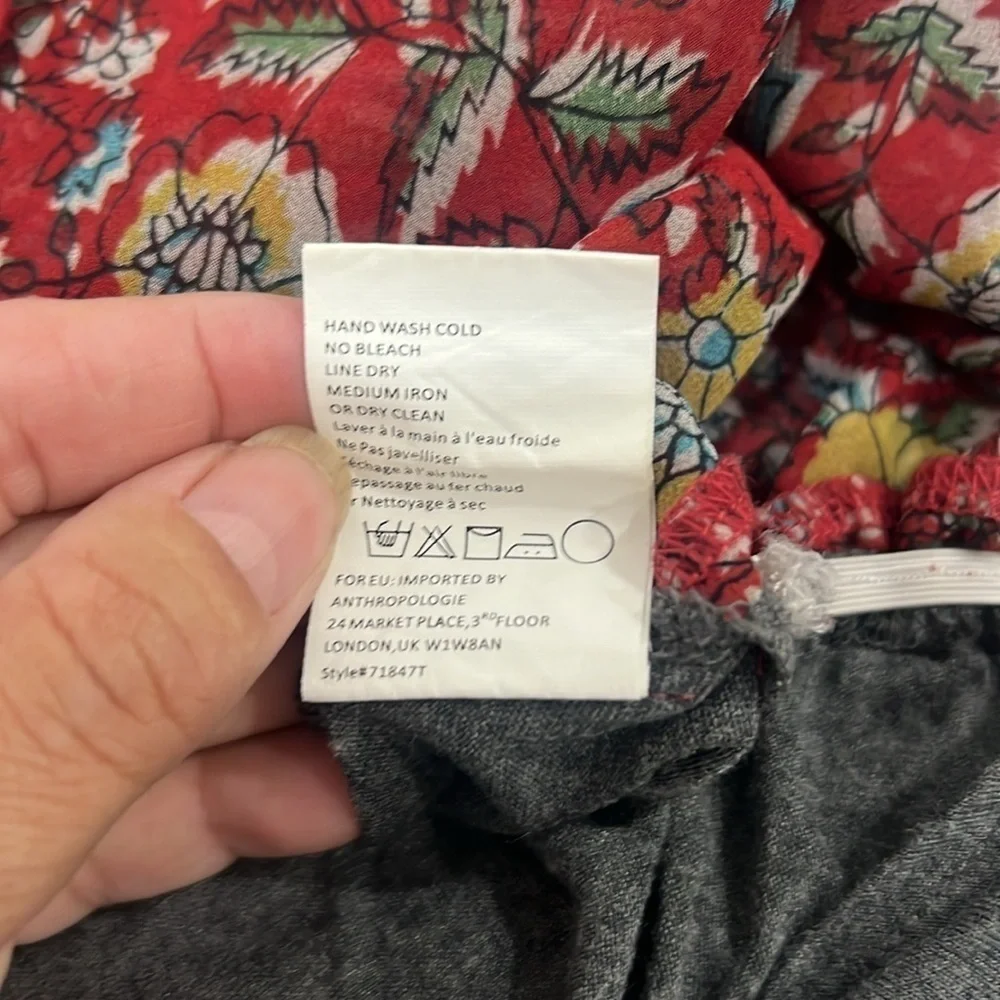 Anthropologie Tiny V-neck floral front back gray ruched top size XS - Picture 9 of 11